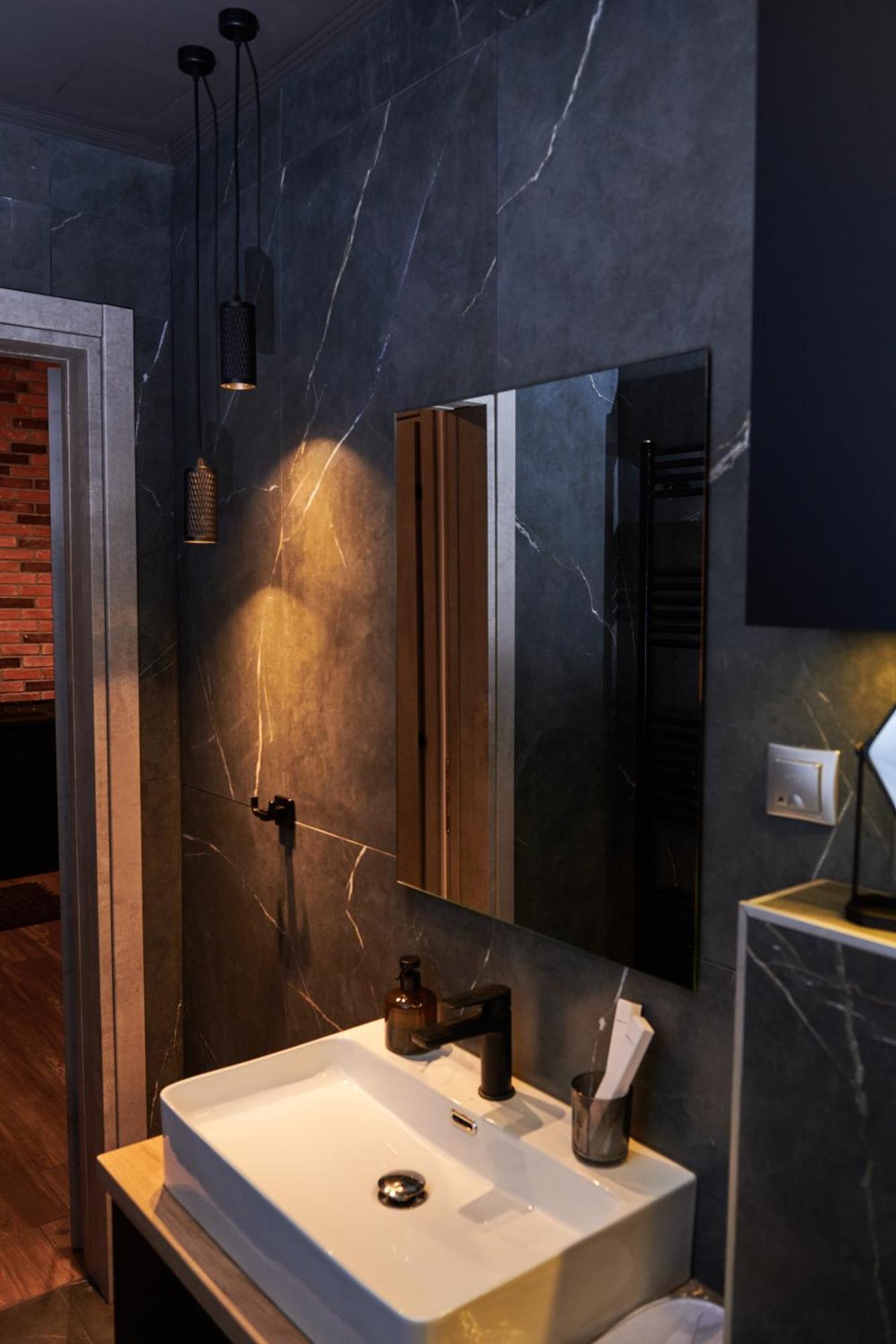The Skyline Suite Florina Exterior foto