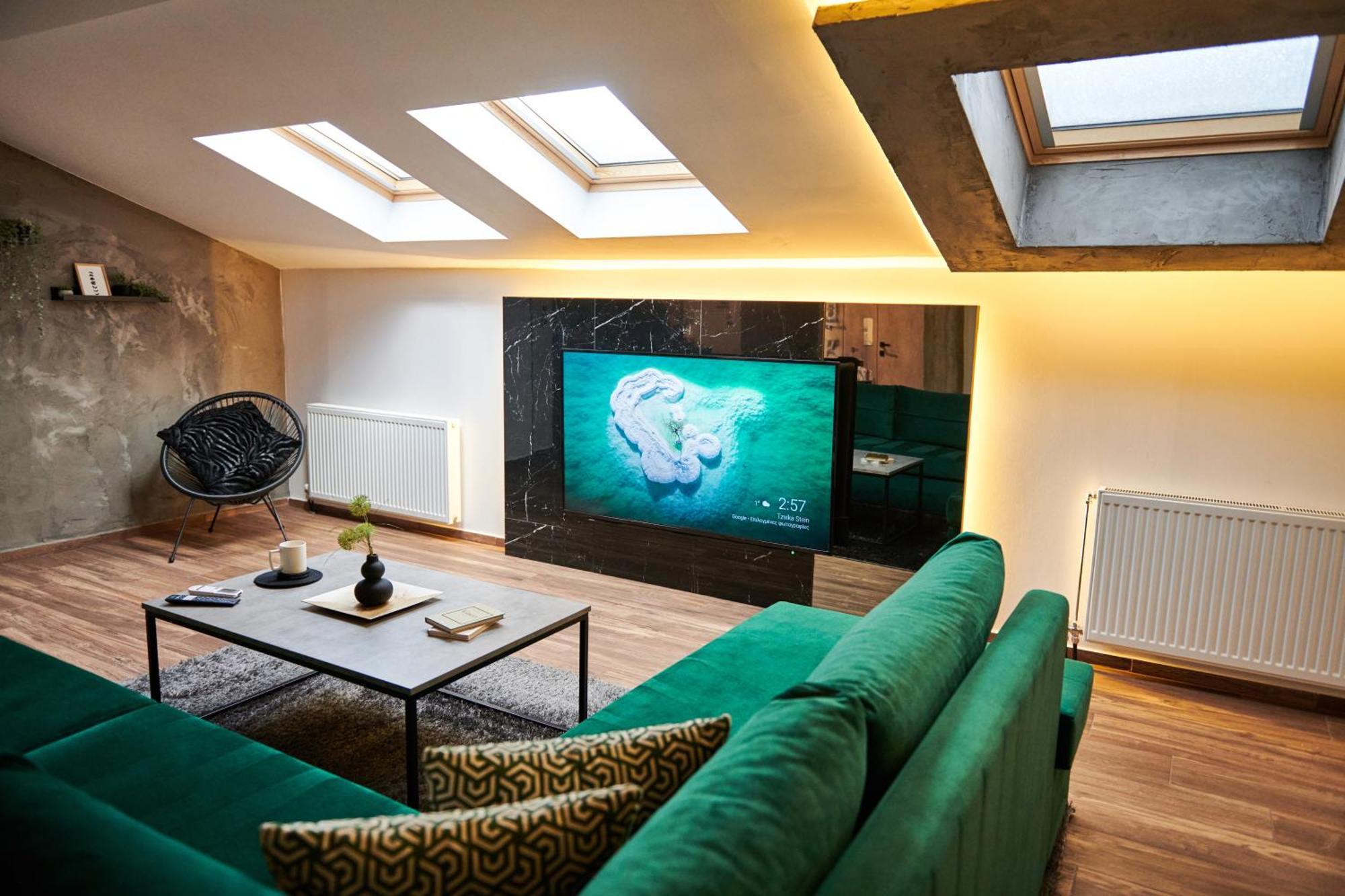 The Skyline Suite Florina Exterior foto